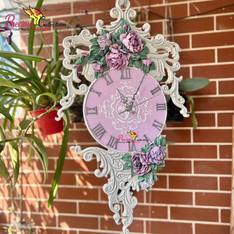 Sculpture Decoration Clock